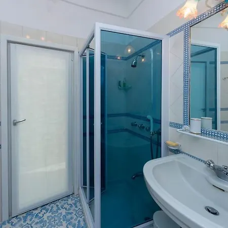 House Rosa Blu