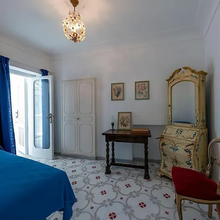House Rosa Blu Capri