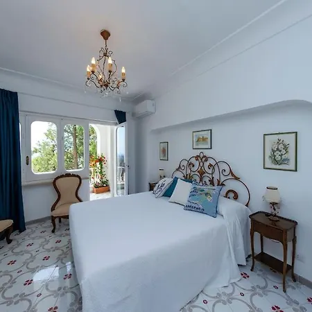 House Rosa Blu Capri