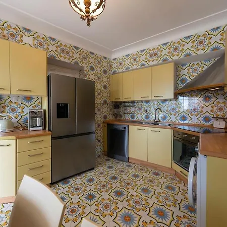 House Rosa Blu Capri